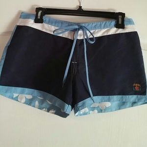 Reversible short shorts